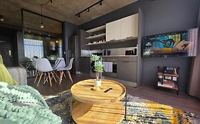 Wex 1 Apartments In Woodstock